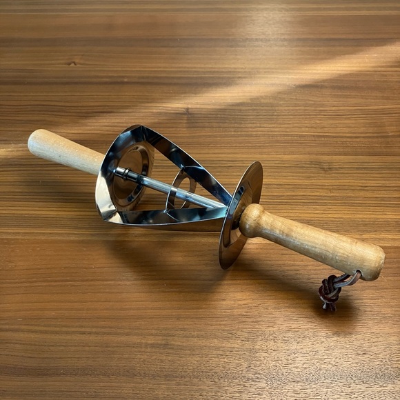 Source Unknown Kitchen Vintage Croissant Cutter Pastry Roller W